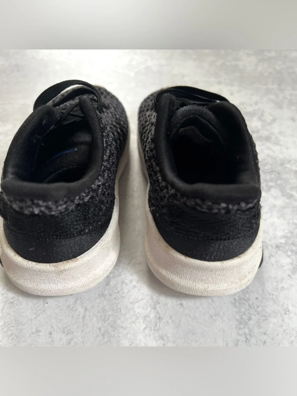 5⚽️ adidas Toddler Black Shadow Knit Slip-On Lace Sneakers with White Sole